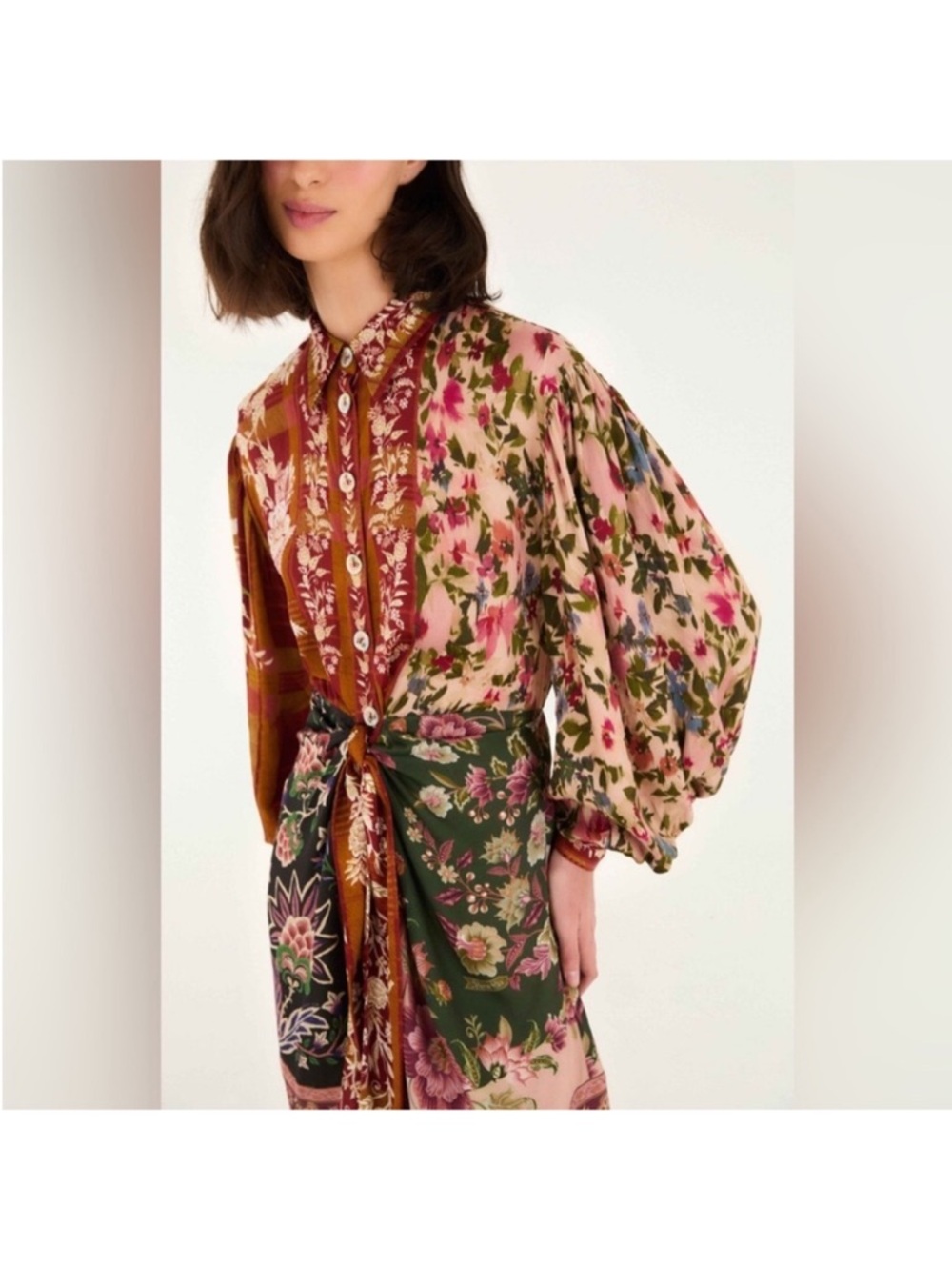 Mixed Winter Garden
Lenzing Viscose Mini Dress by farm Rio DT - Picture 10 of 15